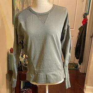 Athleta long sleeved shirt size medium olive